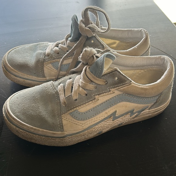 Kids Vans shoes, size 2.5. Old skool bolt. - Picture 3 of 8